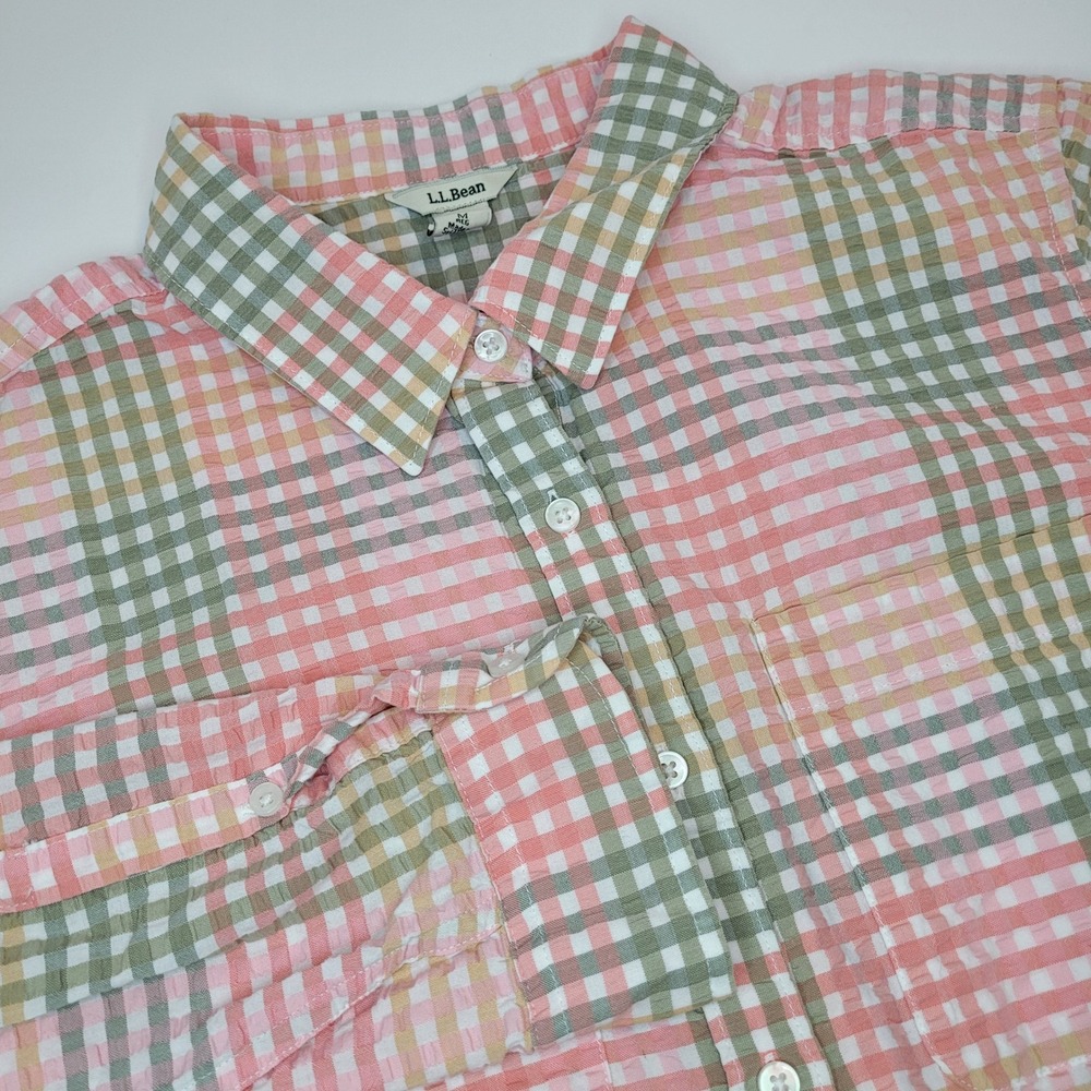 L.L. Bean Seersucker Plaid Button Down Shirt Womens Medium Pink Green Excellent